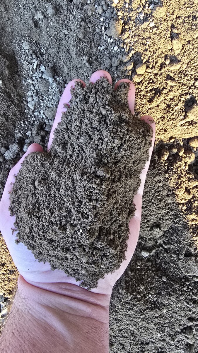 Screened Topsoil photo 1