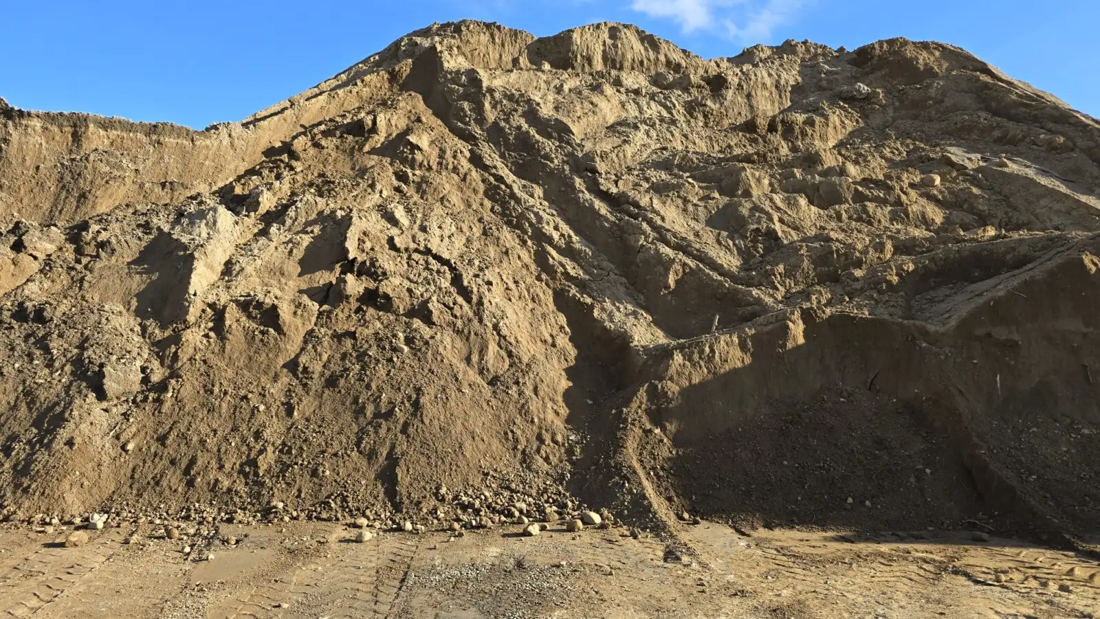 Bank Run Sand photo 2