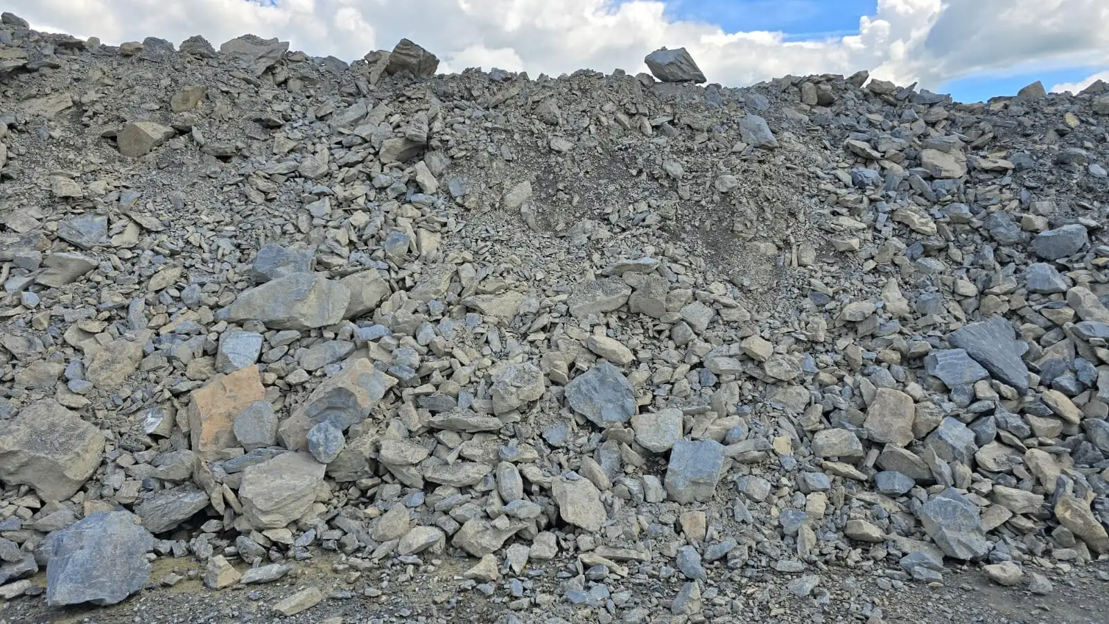 Shot Rock photo 2