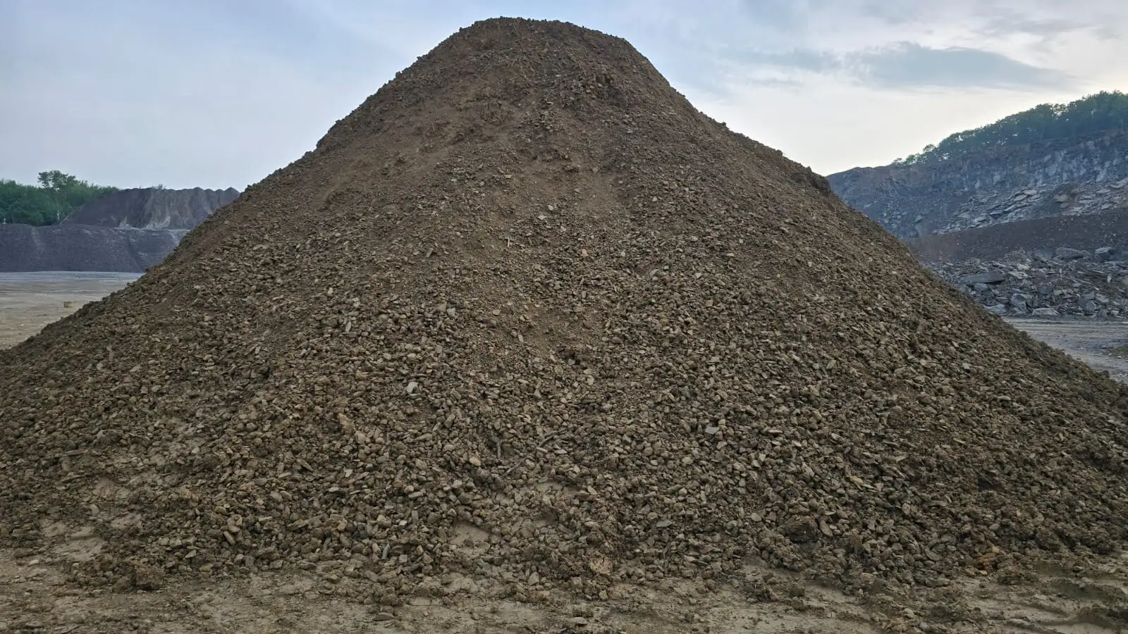 Screened Fill Dirt photo 5