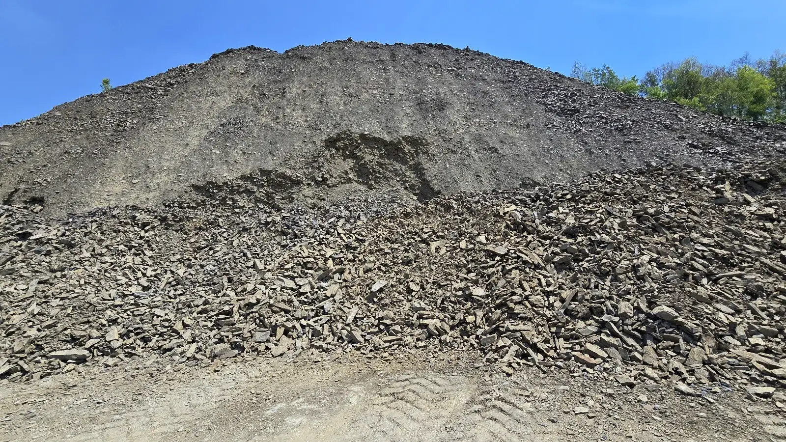 Bank Run Shale photo 2