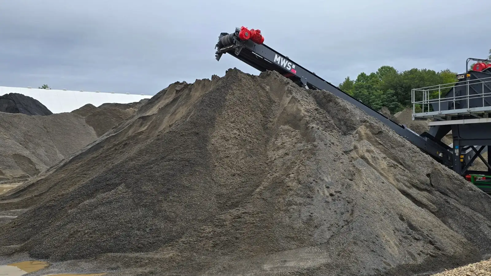 Washed Concrete Sand photo 3