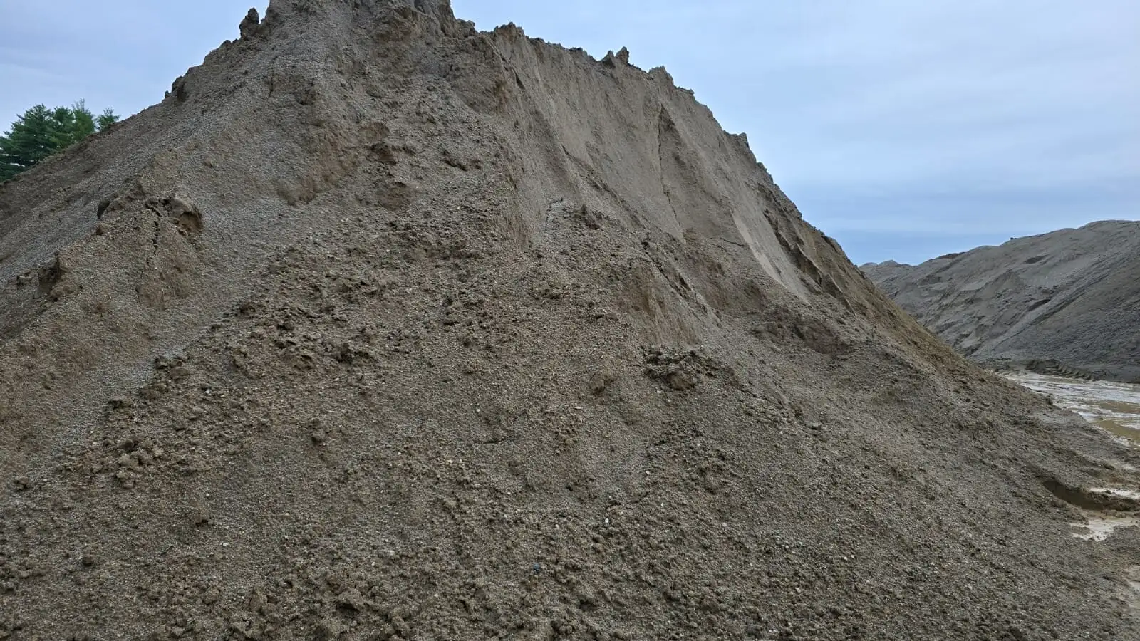 Brown Utility Sand photo 5
