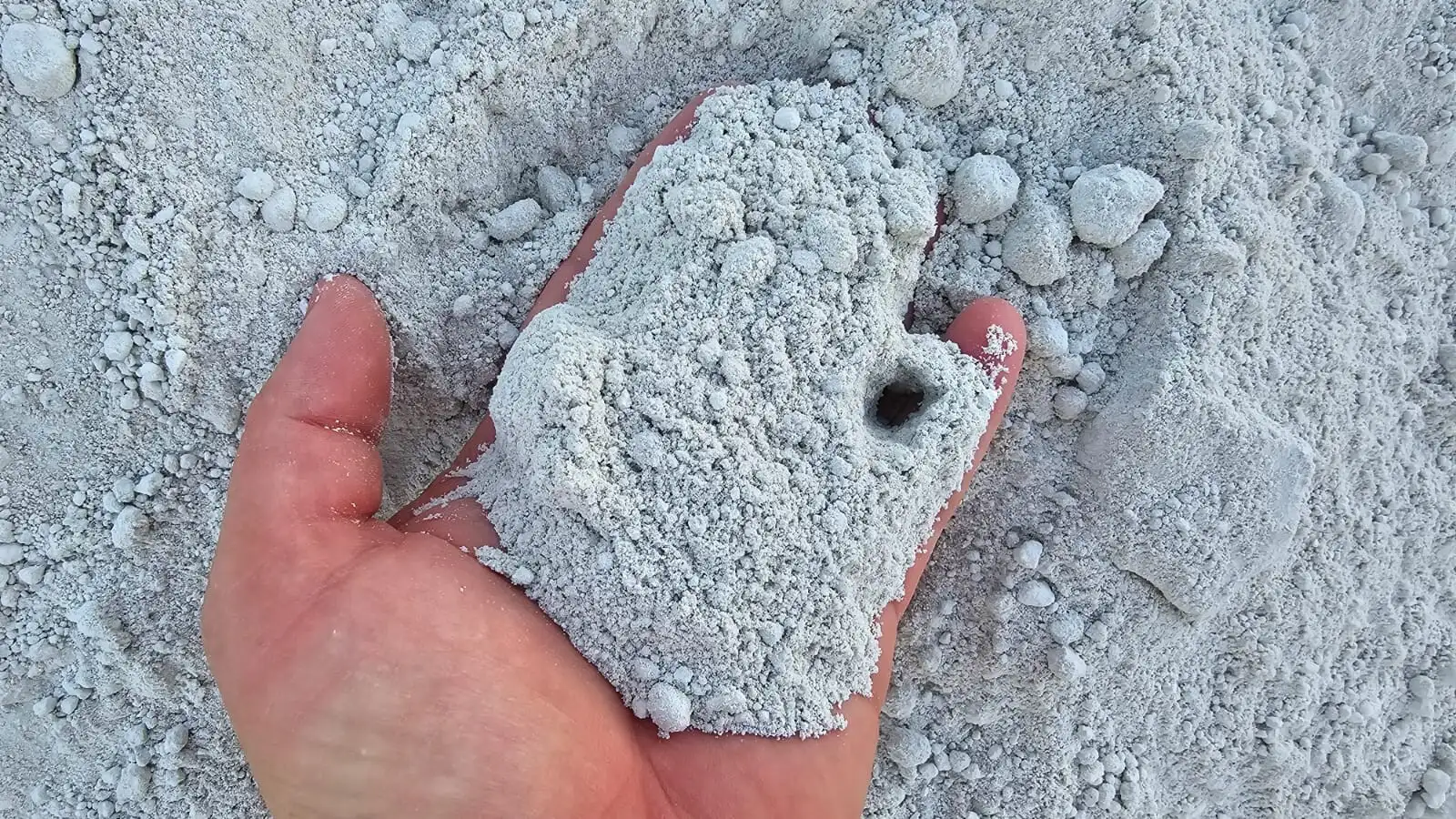 Bulk Dolomitic Agricultural Lime photo 5