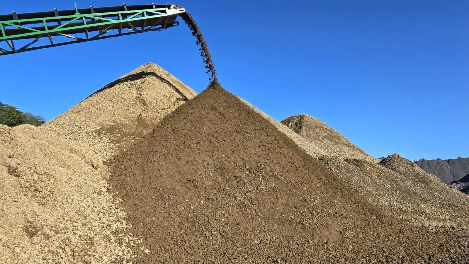 Screened Fill Dirt photo 2