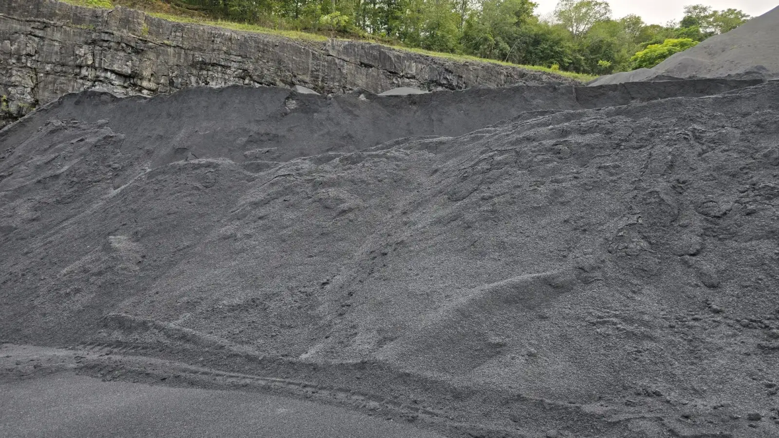 Grey Utility Sand photo 4