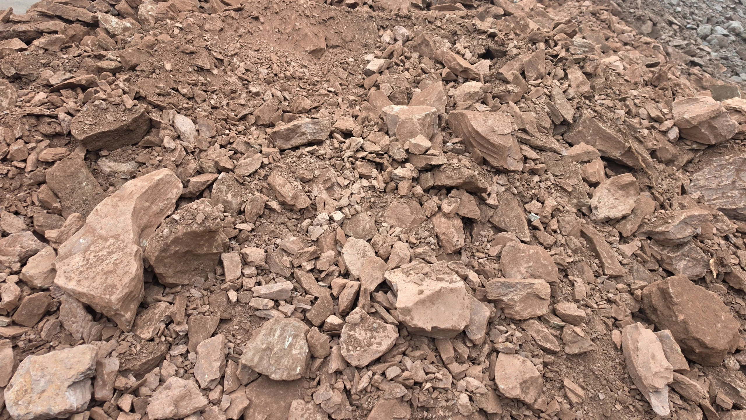 Red Shale Fill photo 2